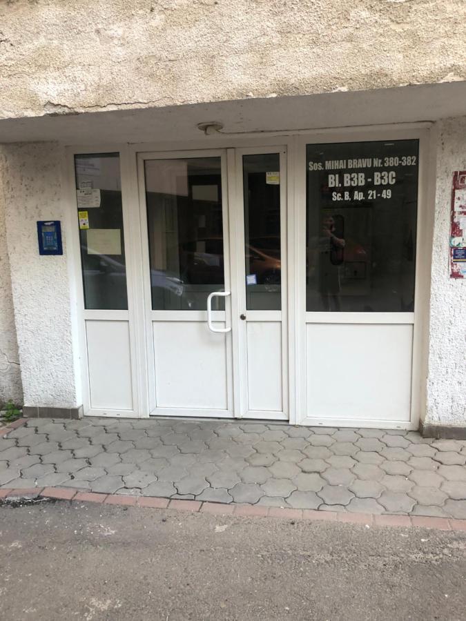 Cozy & Spacious 2Br Apartment With Netflix Bucureşti Eksteriør bilde