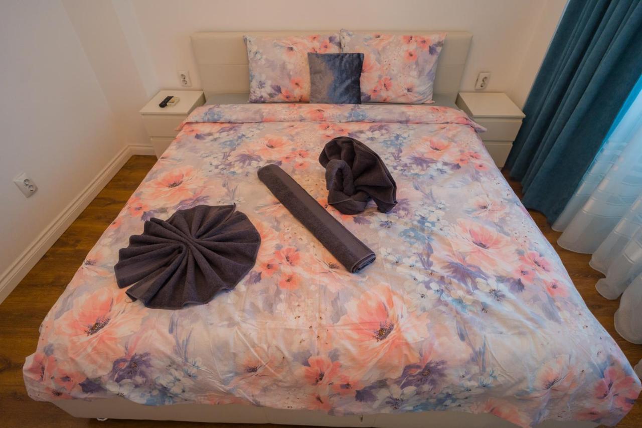 Cozy & Spacious 2Br Apartment With Netflix Bucureşti Eksteriør bilde
