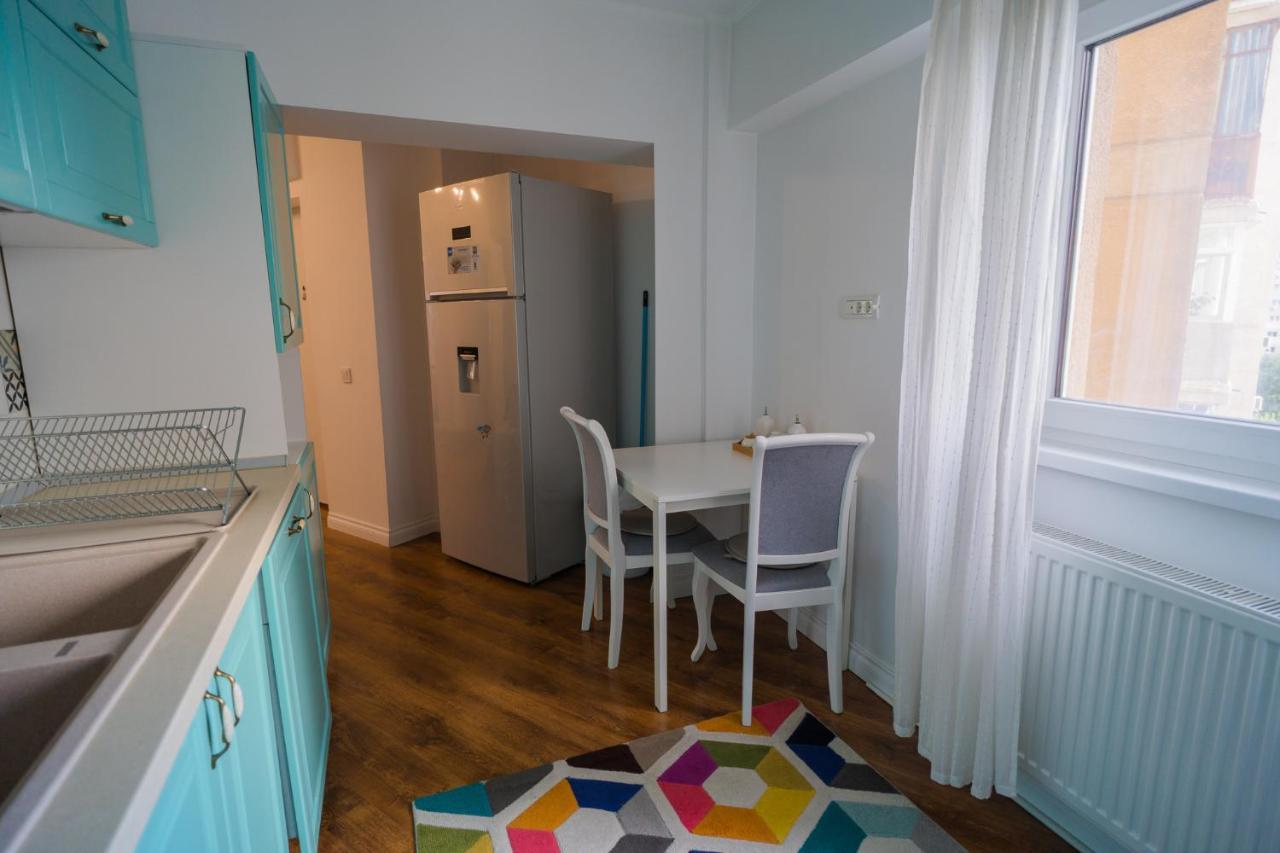 Cozy & Spacious 2Br Apartment With Netflix Bucureşti Eksteriør bilde