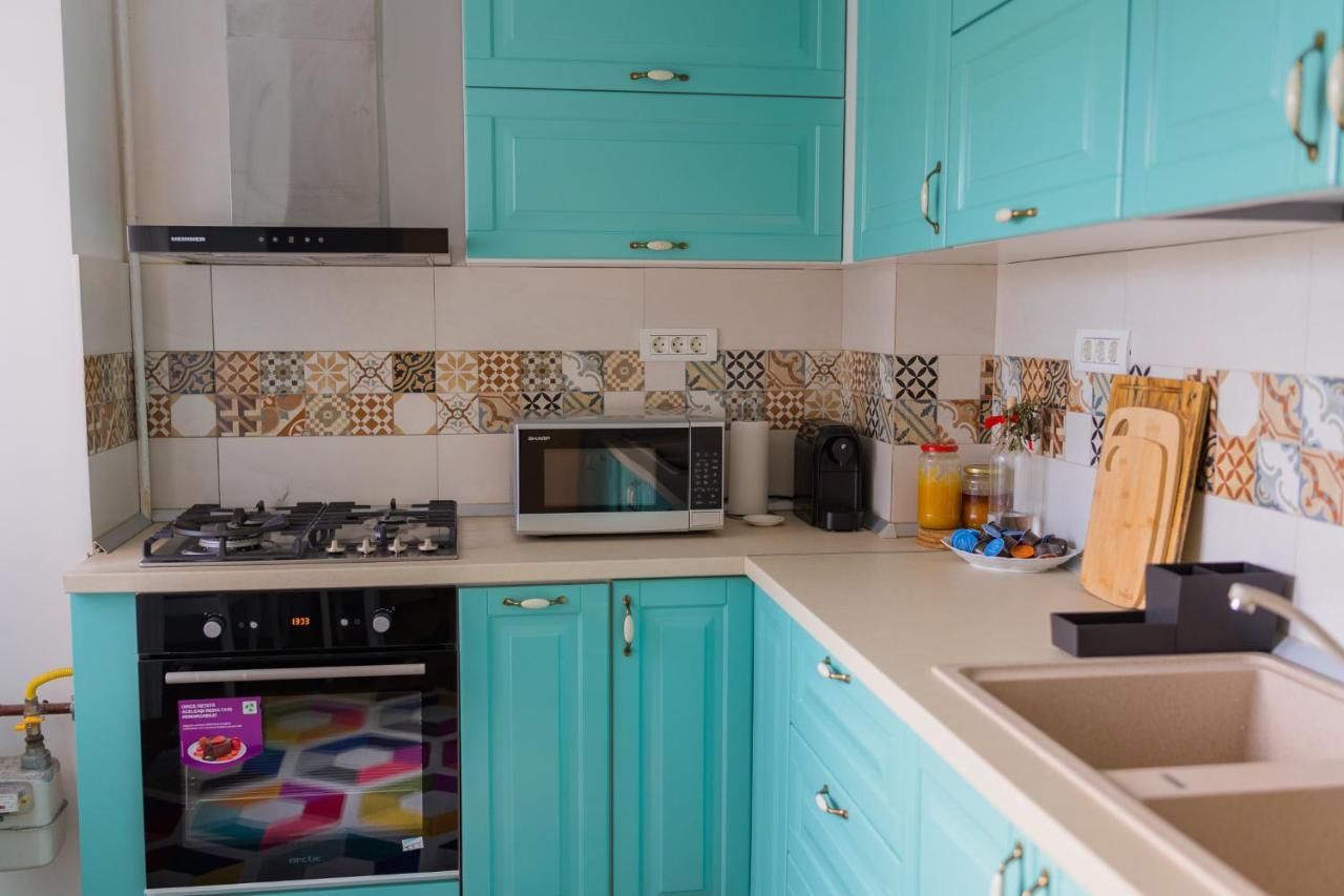 Cozy & Spacious 2Br Apartment With Netflix Bucureşti Eksteriør bilde